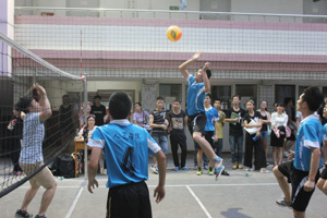 3044永利集团气排球男、女代表队均在决赛中摘取桂冠