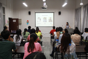 3044永利集团员工记者团举办新闻写作培训会