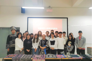 人文双创||3044永利集团文化产业管理“双创”人才卓越班邀请非遗传承人梁小哲为同学们授课